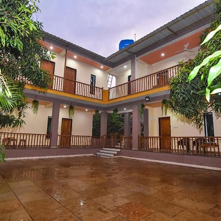 Sk Holiday Homes Alībāg Dış mekan fotoğraf