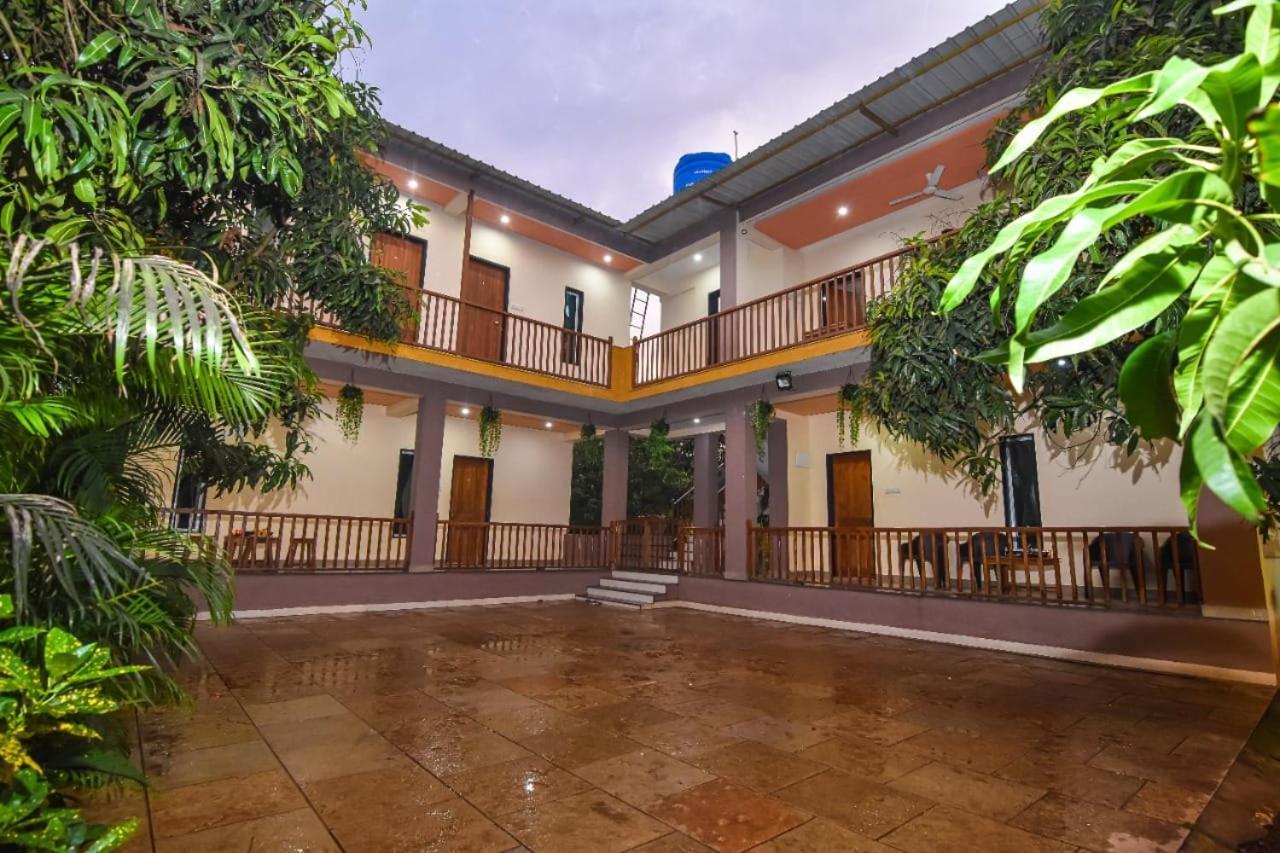 Sk Holiday Homes Alībāg Dış mekan fotoğraf